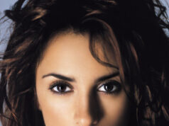 Женщина сверху